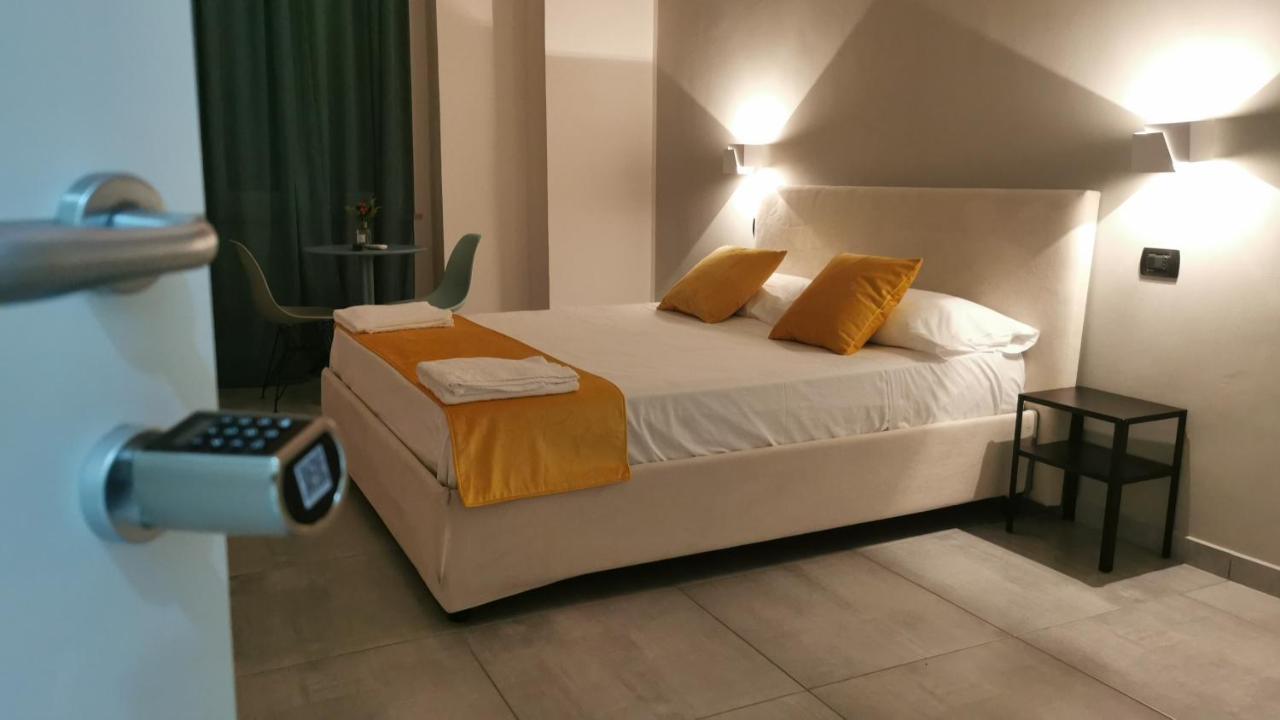 نابولي Hi Relais Rooms المظهر الخارجي الصورة