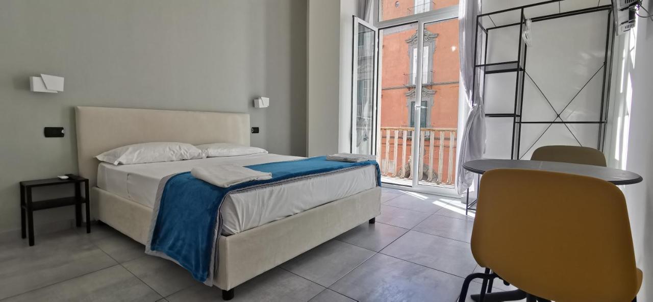 نابولي Hi Relais Rooms المظهر الخارجي الصورة