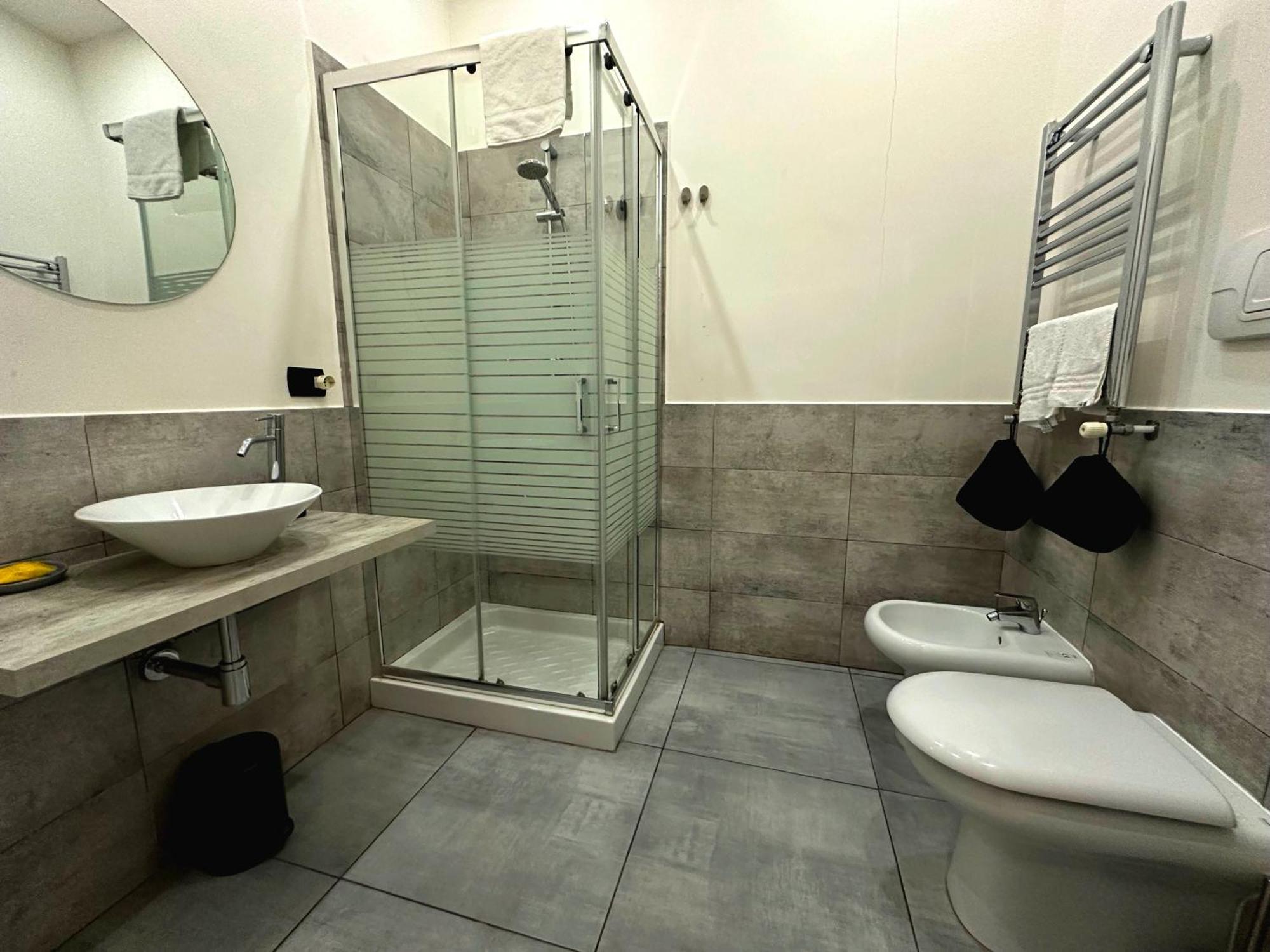 نابولي Hi Relais Rooms المظهر الخارجي الصورة